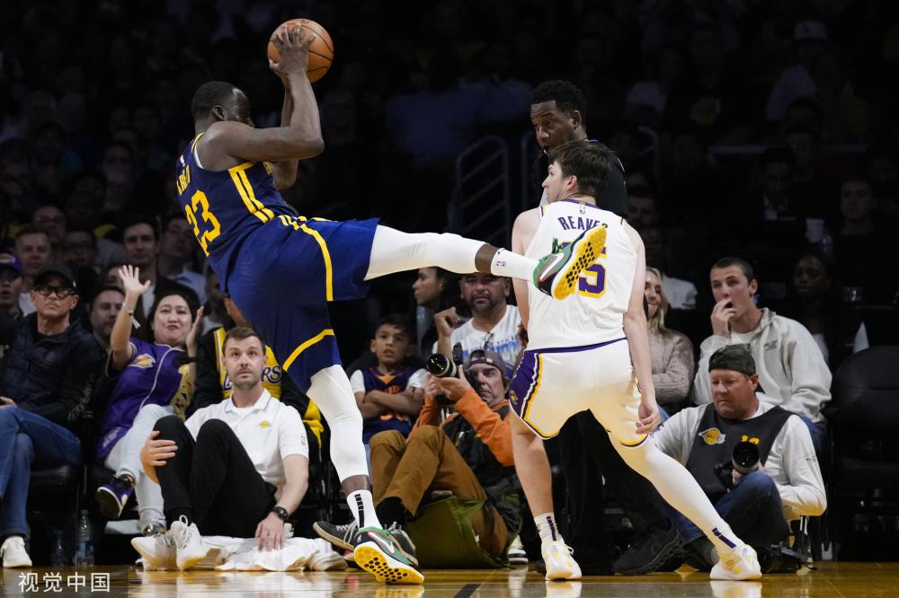 姆斯在接下 姆斯在接下