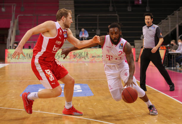 一直被视作 一直被视作